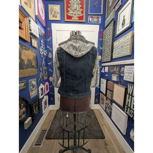 Sz 2X Torrid Jean Jacket Hoodie - Picture 7 of 15